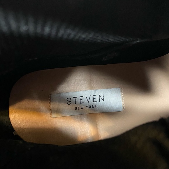 Steven by Steve Madden Avery Black Suede Platform Chelsea Boot 6M - Picture 7 of 13